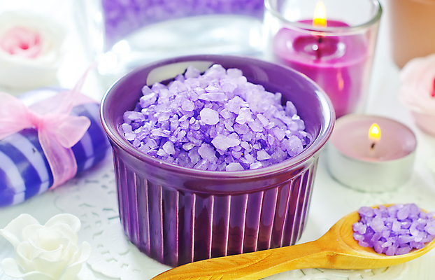 포토 JPG 해외이미지 리본 사람없음 숟가락 보라색 스파 아로마 스파용품 비누 향초 아로마테라피 바디케어 입욕소금 해외202004 해외포토 컬러 초 수저 위생용품 미용용품 오브젝트 소금 테라피 파일형식 이미지허브