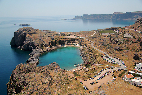포토 JPG 해외이미지 구름 유럽 바다 섬 여행 하늘색 건축양식 자연 하늘 휴가 산 항해 파노라마 풍경 사람없음 야외 물 여름 파란색 여행객 맑음 바위 만 보트 지중해 그리스 휴양지 석호 그리스인 파멸 수평선 해외202004 해외포토 자연요소 서양인 계절 건축 나라 컬러 컨셉 배_교통 날씨 촬영기법 사람 장소 돌_바위 생태계 파일형식 소멸 이미지허브