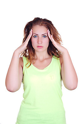 포토 JPG 해외이미지 백인 손 여자 얼굴 생각 비즈니스 아이디어 관리 한명 사람 머리 우주 고통 마사지 사찰 비즈니스우먼 좌절 자르기 집중 걱정 경영자 두통 노력 문제 찌르기 곤란 배려 이마 편두통 해외202004 해외포토 서양인 1 감정 컨셉 종교건축 모션 신체부위 직장인 질병 리더 파일형식 이미지허브