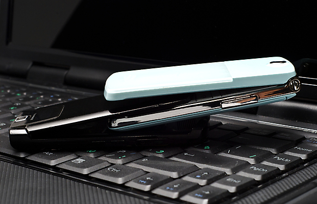 포토 JPG 해외이미지 비즈니스 커뮤니케이션 무선통신 사람없음 노트북 스마트폰 컴퓨터 글로벌비즈니스 공책 두개 키보드 연결 전화기 작업도구 해외202004 해외포토 2 통신 문구용품 전자제품 핸드폰 스마트기기 글로벌 도구 파일형식 이미지허브