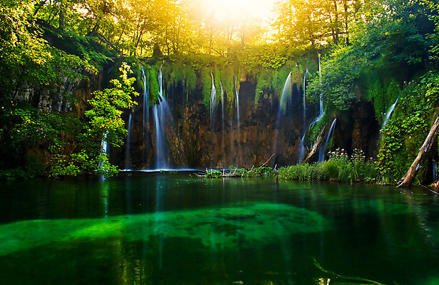 포토 JPG 해외이미지 나무 식물 구름 호수 여행 잎 모션 자연 하늘 풍경 사람없음 야외 목재 초록색 물 여름 강 햇빛 반사 환경 활발 폭포 젖음 흐름 바위 나뭇가지 연못 신선 액체 개울 떨어짐 숲 순수 속도 크로아티아 생태학 파라다이스 해외202004 해외포토 자연요소 계절 교육 유럽 컬러 컨셉 재료 태양 돌_바위 생태계 파일형식 이미지허브