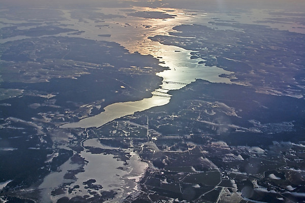 포토 JPG 해외이미지 계절 실루엣 유럽 지구 호수 여행 겨울 교통시설 자연 날씨 안테나 풍경 사람없음 야외 물 빛 세계 햇빛 환경 맑음 흰색 시골 황금 숲 땅 고도 항공 장면 지역 북쪽 내추럴 넘어짐 조감도 해외202004 해외포토 자연요소 나라 컬러 교통 통신 모션 촬영기법 태양 방향 시설 생태계 파일형식 이미지허브