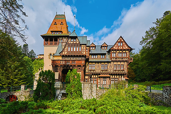 포토 JPG 해외이미지 아파트 주택 사람없음 야외 건물 발코니 루마니아 옛날 주거지 해외202004 해외포토 건축물 유럽 파일형식 이미지허브