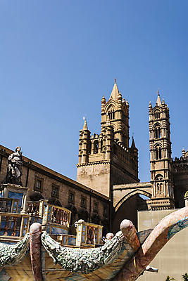포토 JPG 해외이미지 기독교 조각 여행 사람없음 성당 교회 이탈리아 궁전 천주교 대성당 바실리카 해외202004 해외포토 유럽 종교 고건축 종교건축 건물 파일형식 이미지허브