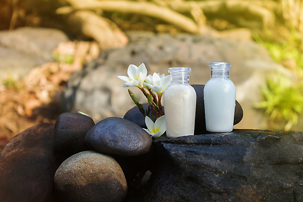 포토 JPG 해외이미지 식물 꽃 백그라운드 신체 자연 휴식 건강 사람없음 야외 치료 초록색 물 세트 귀여움 스파 목욕 거품 폭포 신선 오픈 액체 그룹 플라스틱 순수 향기 아로마 부드러움 비누 로션 샴푸 내추럴 돌봄 린스 미니 샤워실 위생관리 해외202004 해외포토 자연요소 컬러 컨셉 의학 모션 재질 관리 위생용품 청결 화장품 감각 생태계 냄새 샤워시설 파일형식 이미지허브