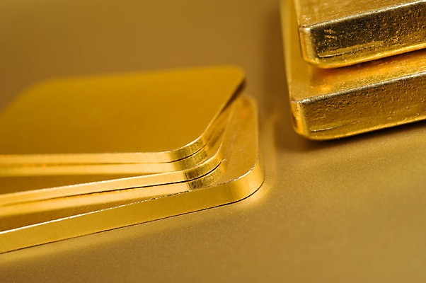 포토 JPG 해외이미지 백그라운드 컨셉 비즈니스 사람없음 금융 빛 노란색 금속 바 재산 황금 고급 심볼 순수 만족 투자 가치 보물 금괴 해외202004 해외포토 감정 컬러 재질 경제 파일형식 이미지허브