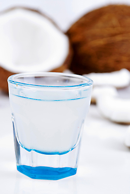 포토 JPG 해외이미지 라이프스타일 음료 음식 백그라운드 다이어트 과일 부분 자연 유리 건강 창조 사람없음 물 여름 갈색 주스 우유 견과류 껍질 흰색 신선 오픈 원형 자르기 먹기 가득함 오브젝트 그림 코코넛 고립 단절 이국적 해외202004 해외포토 자연요소 도형 계절 컬러 모션 재질 유제품 생활 생태계 파일형식 이미지허브