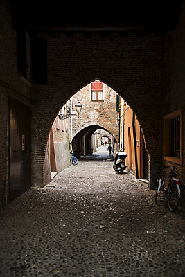 포토 JPG 해외이미지 전통 벽 여행 건축양식 벽돌 거리 주택 사람없음 건물 문 이탈리아 손상 수확 바위 도시 역사 웅덩이 옛날 해외202004 해외포토 건축물 건축 유럽 컨셉 농업 돌_바위 파일형식 이미지허브