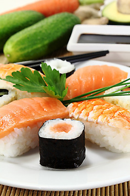 포토 JPG 해외이미지 접시 문화 음식 밥 오이 새우 건강 어류 사람없음 식당 일본 식사 당근 초밥 해조류 고추냉이 해산물 롤 생강 아보카도 점심식사 해외202004 해외포토 식기 아시아 채소 과일 뿌리채소 갑각류 상점 수중동물 양념 해양식물 일본음식 파일형식 이미지허브