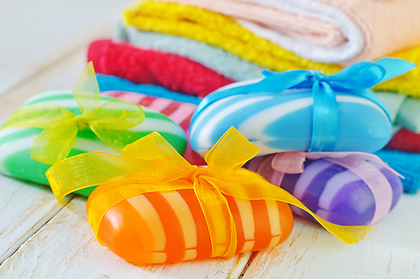 포토 JPG 해외이미지 리본 사람없음 수건 쌓기 스파 스파용품 비누 해외202004 해외포토 모션 위생용품 오브젝트 파일형식 이미지허브