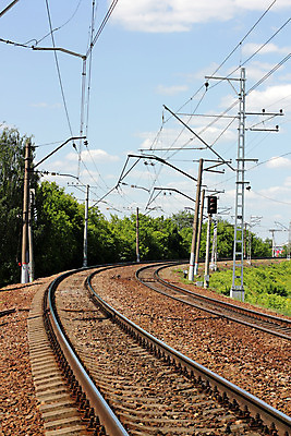 포토 JPG 해외이미지 나무 도로 길 여행 백그라운드 잎 자연 거리 풍경 사람없음 초록색 여름 환경 침묵 기차 가을 기둥 신선 파편 숲 통로 장면 철사 내추럴 깊이 되감기 방법 선로 특별함 해외202004 해외포토 식물 계절 건축 육상교통 컬러 컨셉 교통시설 대중교통 소리 생태계 파일형식 이미지허브