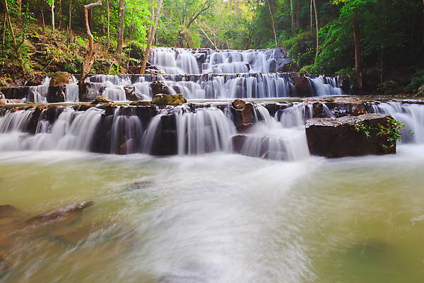 포토 JPG 해외이미지 나무 공원 아시아 여행 태국 자연 휴가 휴식 산 풍경 사람없음 야외 목재 초록색 물 여름 강 평화 환경 폭포 젖음 가을 바위 신선 개울 숲 순수 즐거움 이국적 전국 해외202004 해외포토 자연요소 식물 계절 공공시설 감정 나라 컬러 컨셉 재료 돌_바위 생태계 파일형식 이미지허브