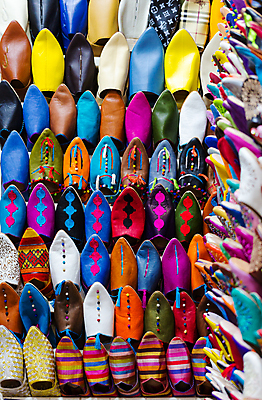 포토 JPG 해외이미지 전통 문화 여행 백그라운드 신발 크리스마스 아프리카 슬리퍼 선물 동양인 사람없음 쇼핑 컬러풀 유행 상점 활발 시장 닫기 샌들 가죽 이슬람교 기념품 색동 메디나 아랍어 핸드메이드 스타일 세련 해외202004 해외포토 기념일 나라 종교 컬러 컨셉 모션 인종 오브젝트 파일형식 이미지허브