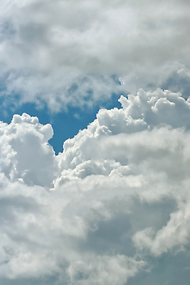 포토 JPG 해외이미지 구름 백그라운드 자연 벽지 하늘 날씨 추상 비행기 풍경 사람없음 야외 파란색 빛 햇빛 환경 맑음 침묵 거품 에너지 자유 흰색 분위기 장면 부드러움 천국 솜털 내추럴 무료 특별함 해외202004 해외포토 자연요소 컬러 컨셉 무늬 항공교통 대중교통 태양 소리 감각 생태계 파일형식 이미지허브