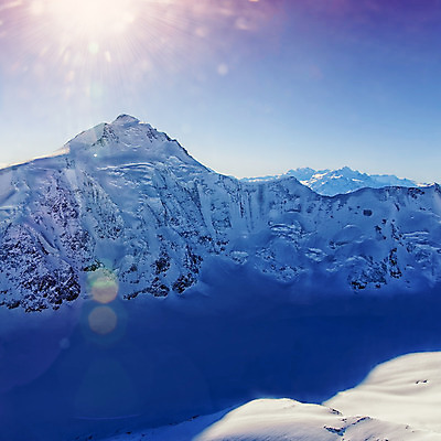 포토 JPG 해외이미지 겨울 자연 하늘 불꽃 산 풍경 사람없음 파란색 햇빛 태양 얼음 헬리콥터 스위스 빙하 알프스 산악지대 절정 조감도 해외202004 해외포토 자연요소 계절 유럽 컬러 불 비행기 생태계 파일형식 이미지허브