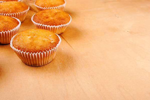 포토 JPG 해외이미지 백그라운드 사람없음 갈색 달콤 컵케이크 해외202004 해외포토 컬러 케이크 맛 파일형식 이미지허브