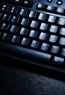 포토 JPG 해외이미지 교육 산업 인터넷 비즈니스 통신 버튼 열쇠 추상 기술 사람없음 파란색 노트북 전자제품 컴퓨터 자료 장비 정보 공구 키보드 닫기 편지 사이버 심볼 타입 소통 키패드 하드웨어 해외202004 해외포토 컬러 컨셉 무늬 모션 도구 파일형식 이미지허브