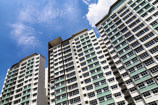 포토 JPG 해외이미지 외관 건축양식 하늘 부동산 새로움 아파트 주택 사람없음 건물 가로 파란색 탑 고층빌딩 희망 블록 도시 재산 큼 콘도 타운 리빙 이웃 대여 대출 개발 렌탈 진짜 콘크리트 스타일 많음 해외202004 해외포토 건축물 건축 감정 컬러 컨셉 숙소 빌딩 금융 크기 파일형식 이미지허브
