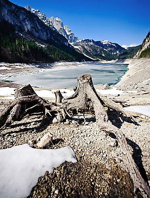 포토 JPG 해외이미지 나무 호수 겨울 자연 하늘 산 풍경 사람없음 세로 물 평화 맑음 얼음 침묵 죽음 오스트리아 정상 숲 언덕 알프스 엽서 뿌리 층 내추럴 로키산맥 전경 해외202004 해외포토 자연요소 식물 계절 유럽 컨셉 날씨 소리 편지 생태계 파일형식 탑뷰 이미지허브
