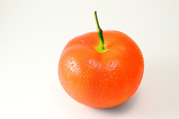 포토 JPG 해외이미지 음식 토마토 채소 과일 건강 요리 사람없음 빨간색 초록색 주방 물방울 신선 흰배경 고립 해외202004 해외포토 컬러 백그라운드 흰색 파일형식 이미지허브