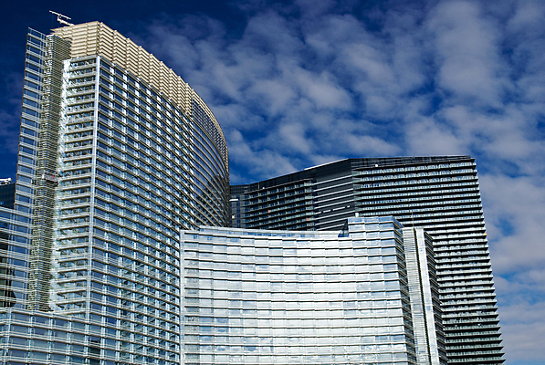포토 JPG 해외이미지 주간 구름 라이프스타일 여행 백그라운드 패턴 건축양식 유리 하늘 호텔 사람없음 야외 건물 가로 세로 고층빌딩 미국 카지노 하이테크 라스베가스 해외202004 해외포토 자연요소 건축물 건축 북아메리카 무늬 재질 숙소 기술 빌딩 생활 도박 파일형식 이미지허브