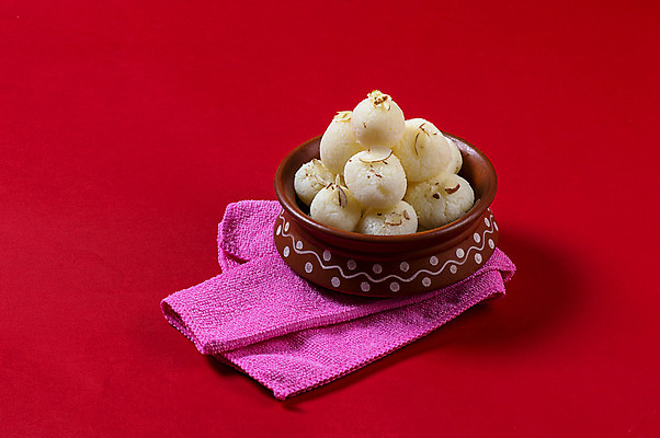 포토 JPG 해외이미지 디저트 사람없음 도자기 원형 사기그릇 냅킨 인도음식 해외포토 도형 그릇 음식 동양음식 파일형식 이미지허브