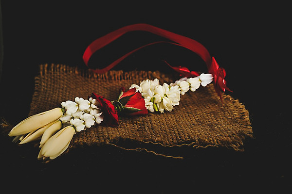 포토 JPG 해외이미지 전통 디자인 꽃 행복 종교 문화 백그라운드 꽃무늬 태국 자연 엄마 쟁반 사랑 미술 동양인 사람없음 장식 빨간색 장미 축제 화환 흰색 축하 인사 신선 바퀴 황금 승려 심볼 받침대 오브젝트 만족 감사 고립 숭배 핸드메이드 제의 존경 해외202004 해외포토 식물 감정 아시아 컬러 컨셉 무늬 가족 문화예술 인종 예절 성직자 생태계 파일형식 이미지허브