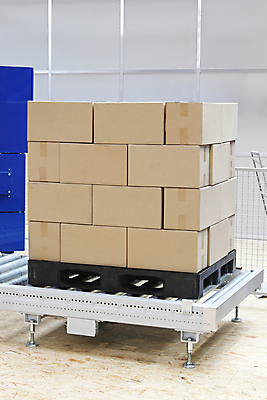 포토 JPG 해외이미지 산업 공장 교통시설 사람없음 상자 장비 화물 창고 팩 패키지 수납 물류 짐싸기 판지 분배 해외202004 해외포토 교통 공업 화장품 운송업 시설 파일형식 이미지허브