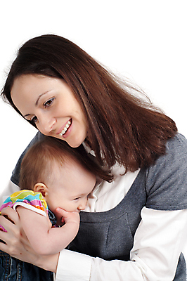 포토 JPG 해외이미지 백인 여자 딸 행복 어린이 가족 엄마 친절 실내 사랑 사람 앉기 두명 침묵 흰색 아기 달콤 작음 고립 천진난만 해외202004 해외포토 서양인 감정 컬러 컨셉 관계 모션 내부 소리 맛 크기 파일형식 이미지허브