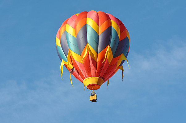 포토 JPG 해외이미지 주간 하늘 사람없음 야외 여름 여름풍경 열기구 해외202004 해외포토 자연요소 계절 항공교통 풍경 파일형식 여름_계절 이미지허브