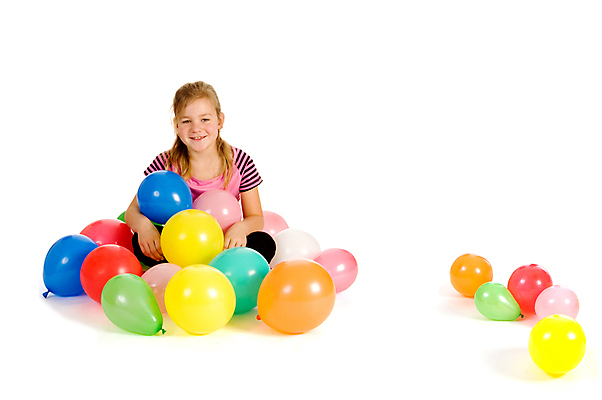 포토 JPG 해외이미지 백인 행복 한명 앉기 장식 금발 파티 흰색 생일 풍선 고립 해외202004 해외포토 서양인 1 헤어스타일 기념일 감정 컬러 모션 사람 이벤트 파일형식 이미지허브