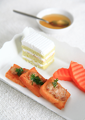 포토 JPG 해외이미지 접시 열매 음식 빵 조각 잎 토마토 채소 과일 호박 치즈 건강 어류 요리 사람없음 목재 빨간색 세로 초록색 노란색 숟가락 식사 저녁식사 샐러드 추위 신선 그룹 황금 달콤 먹기 카나페 해산물 향신료 오브젝트 유기농 올리브 토스트 부드러움 연어 많음 해외202004 해외포토 나무 식물 식기 웰빙 컬러 컨셉 재료 모션 유제품 서양음식 수저 수중동물 감각 맛 향미료 파일형식 이미지허브