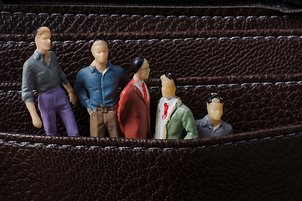 포토 JPG 해외이미지 실내 근접촬영 사람없음 지갑 인물미니어처 해외202004 해외포토 뷰포인트 내부 미니어처 파일형식 이미지허브