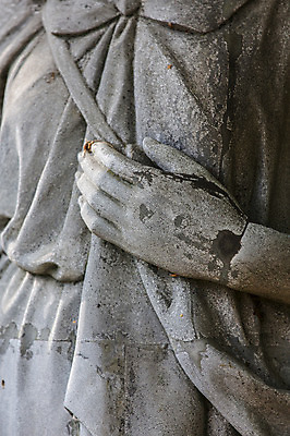 포토 JPG 해외이미지 손 여자 조각 컨셉 손가락 청소년 아이디어 사람없음 조각상 터치 시간 센터 중앙 거짓말 골절 깨짐 적자 해외202004 해외포토 의학 사람 신체부위 조형물 파일형식 이미지허브