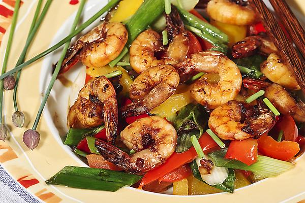 포토 JPG 해외이미지 접시 채소 새우 파프리카 사람없음 기쁨 굽기 보케 부추 쪽파 해외202004 해외포토 식기 감정 갑각류 구이 파 파일형식 이미지허브