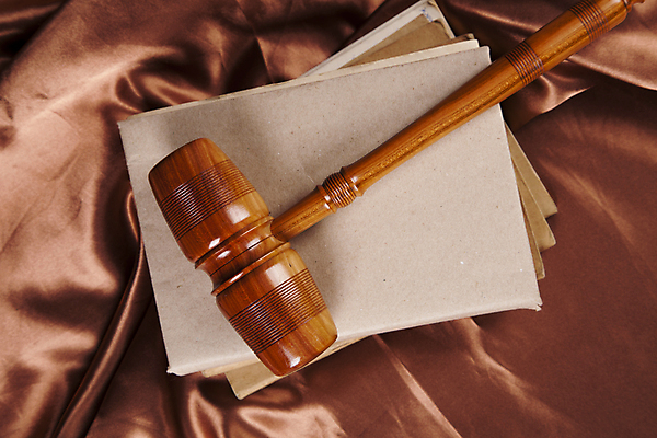 포토 JPG 해외이미지 실내 사람없음 책 오브젝트 법 의사봉 갈색배경 해외202004 해외포토 백그라운드 내부 갈색 파일형식 이미지허브