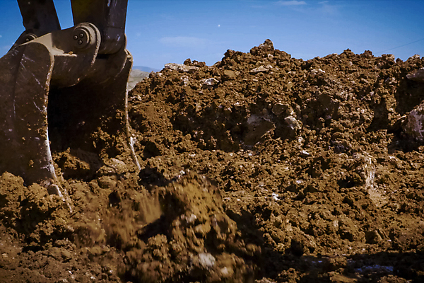 포토 JPG 해외이미지 산업 비즈니스 새로움 사람없음 야외 물 쌓기 검은색 기계 업무 원형 그룹 위생 상품 땅 장면 호스 트랙터 고무 공학 흙더미 물류 분배 파이프라인 프로젝트 해외202004 해외포토 자연요소 도형 교육 컬러 컨셉 모션 흙 작업 농기계 파이프_관 특수차량 파일형식 더미 이미지허브