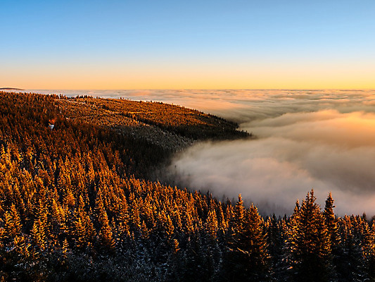 포토 JPG 해외이미지 나무 구름 계절 바다 여행 백그라운드 겨울 오렌지 자연 하늘 날씨 산 풍경 사람없음 야외 목재 빛 컬러풀 햇빛 태양 일출 계곡 일몰 새벽 추위 안개 가을 흰색 저녁 숲 언덕 산등성이 서리 체코 온도 내추럴 뿌연 절정 수평선 해외202004 해외포토 자연요소 식물 유럽 컬러 과일 재료 노을 야간 생태계 파일형식 이미지허브
