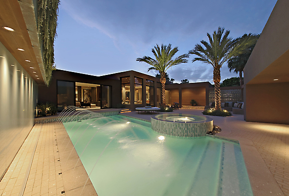 포토 JPG 해외이미지 주간 휴식 주택 야외수영장 사람없음 야외 여름휴가 바캉스 야자수 분수 캘리포니아 해외202004 해외포토 자연요소 나무 컨셉 휴가 수영장 건물 미국 파일형식 여름_계절 이미지허브