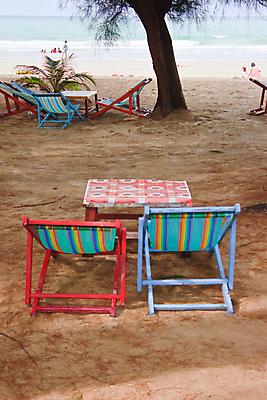 포토 JPG 해외이미지 구름 모래 벽 바다 섬 여행 우산 하늘 휴가 휴식 항해 손바닥 그림자 사람 사람없음 물 여름 파란색 흰색 침대 갑판 캔버스 대서양 석호 파라다이스 해외202004 해외포토 자연요소 손 계절 컬러 가구 컨셉 배_교통 파일형식 이미지허브