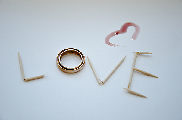 포토 JPG 해외이미지 모양 디자인 포스터 백그라운드 컨셉 추상 발렌타인데이 사탕 사랑 미술 사람없음 그래픽 세로 단어 갈색 골동품 심볼 사인 그림 질감 엽서 옛날 해외202004 해외포토 문자 감정 컬러 무늬 데이이벤트 문화예술 디저트 편지 파일형식 이미지허브