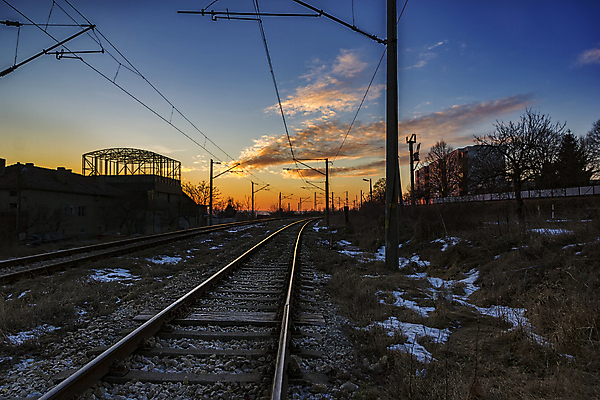 포토 JPG 해외이미지 산업 도로 선 여행 백그라운드 비즈니스 교통시설 모션 자연 하늘 풍경 사람없음 야외 파란색 빛 햇빛 일출 금속 황혼 일몰 기차 수확 화물 도시 역 교차로 속도 마차 무거움 단상 물류 건너기 방법 선로 철강 해외202004 해외포토 길 육상교통 교통수단 컬러 교통 농업 재질 대중교통 태양 노을 운송업 무게 시설 생태계 파일형식 이미지허브