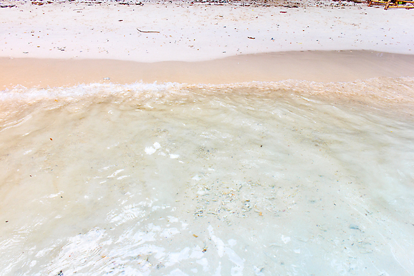 포토 JPG 해외이미지 모래 파도 바다 백그라운드 자연 표면 휴가 휴식 풍경 해변 사람없음 야외 물 여름 빛 모래사장 햇빛 태양 반사 맑음 스파 침묵 젖음 흐름 만 뜨거움 투명 액체 서핑 떨어짐 매끈함 질감 웨이브 남쪽 내추럴 깊이 해외202004 해외포토 자연요소 계절 컨셉 날씨 소리 수상스포츠 감각 방향 생태계 파일형식 이미지허브