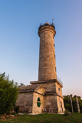 포토 JPG 해외이미지 나무 식물 유럽 바다 여행 건축양식 하늘 아침 벽돌 등대 따뜻함 안전 사람없음 야외 옆모습 여름 파란색 햇빛 탑 일몰 새벽 가을 바위 시골 저녁 장면 크로아티아 네비게이션 해외202004 해외포토 주간 자연요소 건축물 계절 건축 나라 뷰포인트 컬러 태양 노을 돌_바위 야간 파일형식 이미지허브