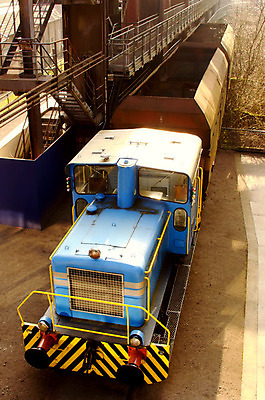 포토 JPG 해외이미지 산업 선 여행 비즈니스 교통시설 모션 사람없음 금속 기차 화물 역 마차 엔진 선로 해외202004 해외포토 육상교통 교통수단 교통 재질 대중교통 운송업 시설 파일형식 이미지허브