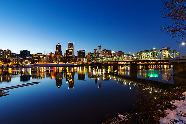 포토 JPG 해외이미지 야경 사람없음 야외 건물 도시 도심 해외202004 해외포토 건축물 야간 파일형식 풍경_경치 이미지허브