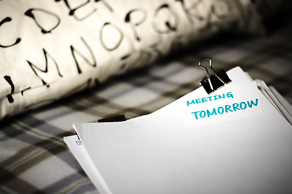 포토 JPG 해외이미지 라이프스타일 영어 종이 여행 쿠션 비즈니스 텍스트 탁자 호텔 주택 건강 사람없음 내부 책 단어 스터디 소파 사무실 쌓기 침실 방 정보 침대 업무 신용카드 메시지 계획 담요 고객 오브젝트 보고서 준비 파일 바쁨 경영 내일 단절 해외202004 해외포토 문자 가구 컨셉 의자 모션 숙소 건물 생활 금융 학습 작업 파일형식이미지허브 