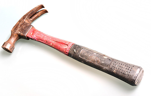 포토 JPG 해외이미지 길 사람없음 목재 빨간색 금속 공구 시골 망치 목공예 고립 옛날 집게발 철강 해외202004 해외포토 나무 컬러 재료 재질 도구 공예 파일형식 이미지허브