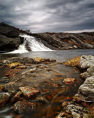 포토 JPG 해외이미지 유럽 자연 하늘 북유럽 노르웨이 풍경 사람없음 야외 물 강 봄 폭포 암초 스칸디나비아 해외202004 해외포토 자연요소 계절 나라 생태계 파일형식 이미지허브