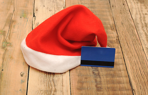 포토 JPG 해외이미지 종이 크리스마스 탁자 휴가 사람없음 목재 빨간색 세로 쇼핑 산타클로스 우주 쪽지 희망 공백 흰색 축하 신용카드 메시지 구매 편지 책상 공지사항 양피지 옛날 원고 편지쓰기 목차 클라우스 해외202004 해외포토 나무 기념일 감정 컬러 가구 컨셉 재료 금융 기록 파일형식 이미지허브